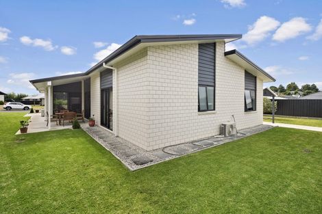 Photo of property in 14 Windermere Drive, Te Awamutu, 3800