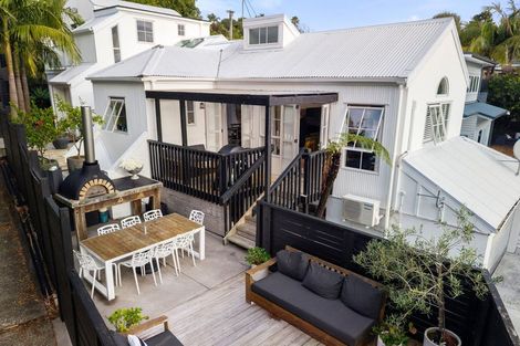Photo of property in 1/35 Newhaven Terrace, Mairangi Bay, Auckland, 0630