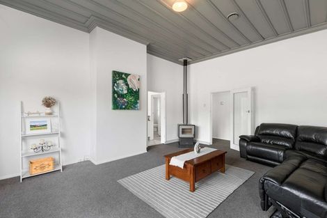 Photo of property in 23 Grant Street, Woodville, 4920