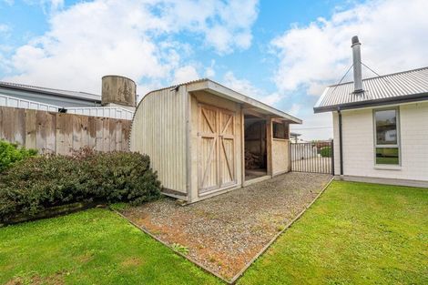 Photo of property in 17 Gordon Street, Weston, Oamaru, 9401