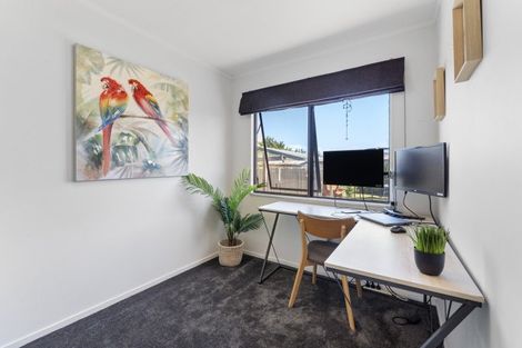 Photo of property in 23 Pukeko Street, Paraparaumu, 5032