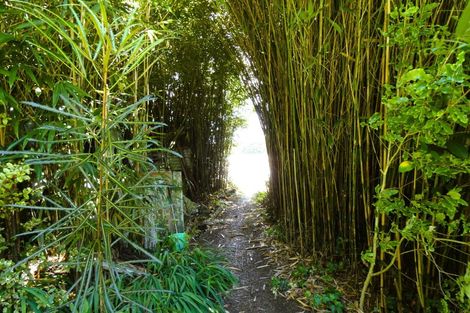 Photo of property in 72 Snodgrass Road, Westport, 7892