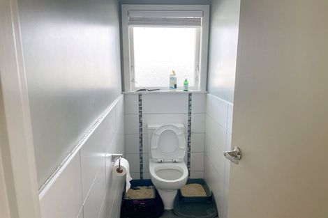 Photo of property in 39 Megan Avenue, Pakuranga Heights, Auckland, 2010