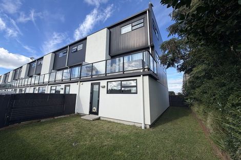 Photo of property in 22 Ashley Place, Papamoa Beach, Papamoa, 3118