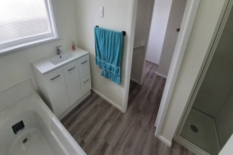 Photo of property in 157 Wainoni Road, Avondale, Christchurch, 8061