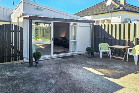 Photo of property in 1001a Beatty Street, Mayfair, Hastings, 4122