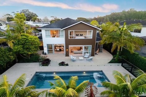 Photo of property in 284e Schnapper Rock Road, Schnapper Rock, Auckland, 0632