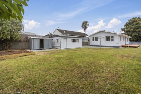 Photo of property in 42 Kashmir Avenue, Clouston Park, Upper Hutt, 5018