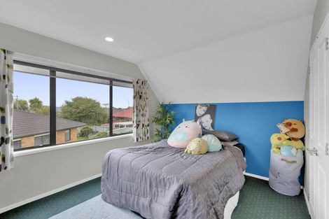 Photo of property in 6 Fencourt Place, Rototuna North, Hamilton, 3210