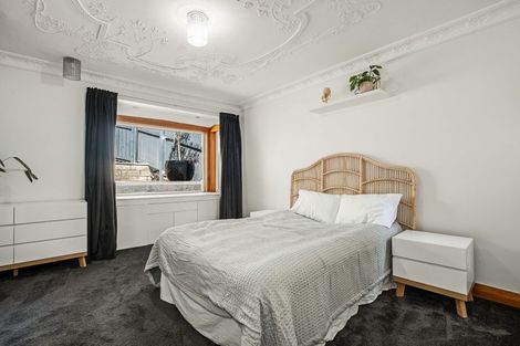 Photo of property in 102 Paremata Road, Paremata, Porirua, 5024