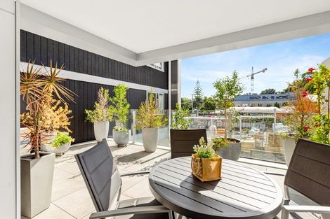 Photo of property in 107/25 Bute Road, Browns Bay, Auckland, 0630