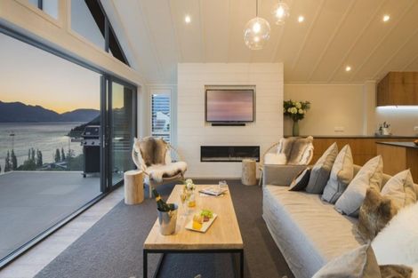 Photo of property in 2/27 Panorama Terrace, Queenstown, 9300