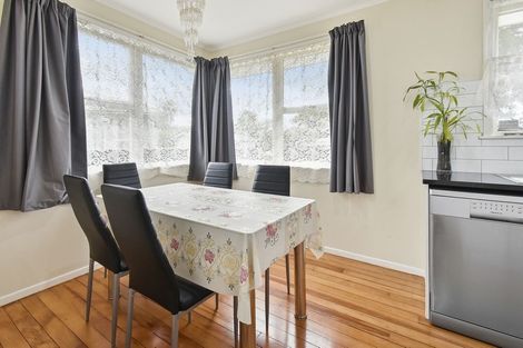 Photo of property in 22 Eastburn Street, Papakura, 2110