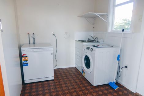 Photo of property in 11 Arrow Crescent, Holmes Hill, Oamaru, 9401