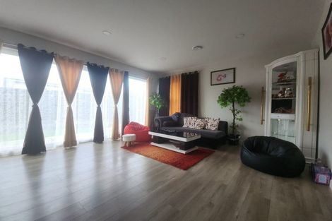 Photo of property in 9 Aero Place, Takanini, 2112