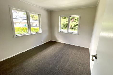 Photo of property in 1/71 Verran Road, Birkenhead, Auckland, 0626