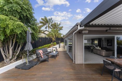 Photo of property in 64 O'halloran Road, Howick, Auckland, 2014