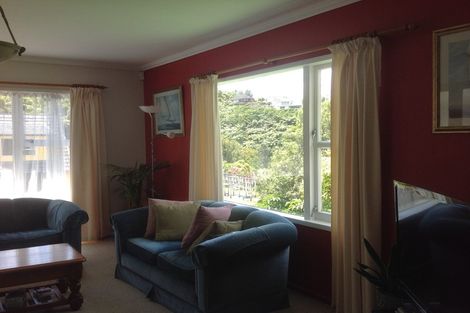 Photo of property in 33 Viewmont Drive, Harbour View, Lower Hutt, 5010