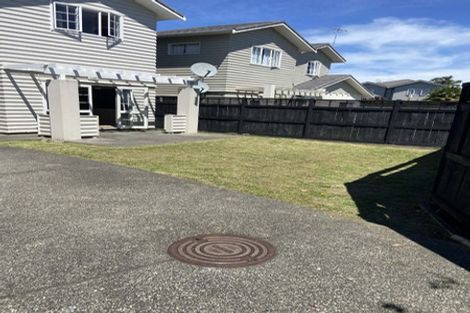 Photo of property in 40 Mulvaney Crescent, Henderson, Auckland, 0612