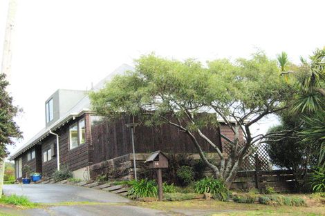 Photo of property in 18 Porterfield Street, Macandrew Bay, Dunedin, 9014