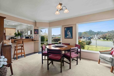 Photo of property in 10 Halberg Crescent, Whakatane, 3120