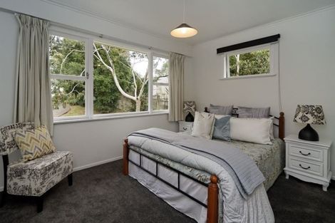 Photo of property in 315 Sturges Road, Henderson Valley, Auckland, 0612