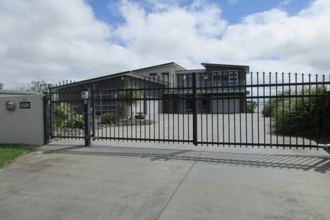 Photo of property in 91 Torkar Road, Clarks Beach, 2122