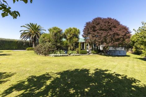 Photo of property in 128 Wairau Road, Oakura, 4314