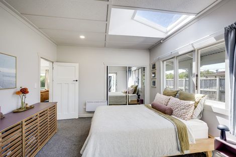 Photo of property in 23 Petane Road, Bay View, Napier, 4104