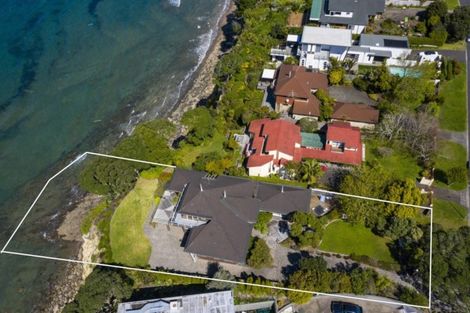 Photo of property in 6 Sharon Road, Waiake, Auckland, 0630