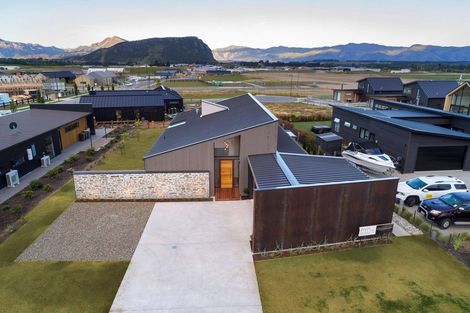 Photo of property in 3 Mcdonald Street, Wanaka, 9305