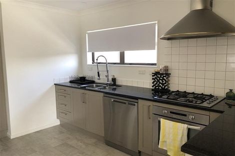 Photo of property in 29a Bay Street, Red Beach, 0932