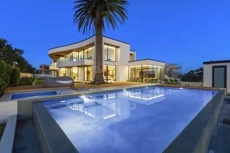 Photo of property in 92 Paritai Drive, Orakei, Auckland, 1071