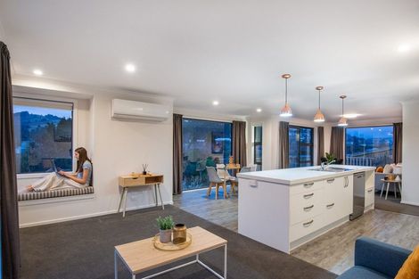 Photo of property in 35 Grandvista Drive, Green Island, Dunedin, 9018