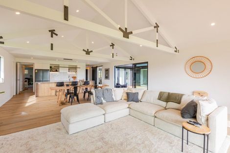 Photo of property in 1 Braehead Road, Otane, 4277