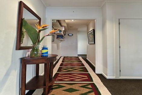 Photo of property in 29 Kapuka Road, Mangere Bridge, Auckland, 2022