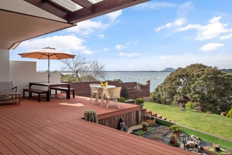 Photo of property in 69 Omokoroa Road, Omokoroa, 3114