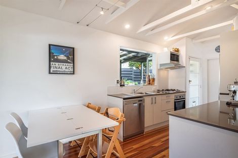 Photo of property in 52 Kia Ora Road, Beach Haven, Auckland, 0626