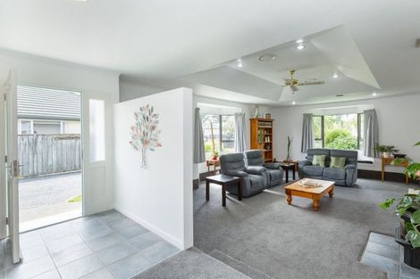 Photo of property in 9 Oak View Place, Greytown, 5712