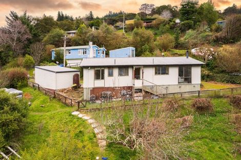 Photo of property in 8 Morepork Lane, Waipori Falls, Outram, 9073