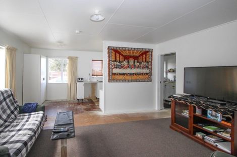 Photo of property in 8a Arklow Place, Flaxmere, Hastings, 4120