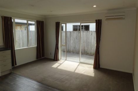 Photo of property in 3/60 Bassett Street, Burwood, Christchurch, 8083