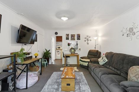 Photo of property in 1/53 Mathesons Road, Phillipstown, Christchurch, 8011