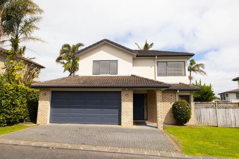 Photo of property in 45d Redoubt Road, Goodwood Heights, Auckland, 2105