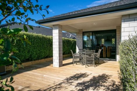 Photo of property in 27 Plescher Crescent, Leamington, Cambridge, 3432