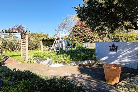 Photo of property in 12 Deller Drive, Carterton, 5713