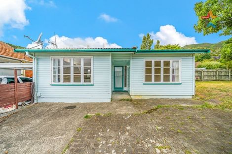 Photo of property in 85b Wilkie Crescent, Naenae, Lower Hutt, 5011