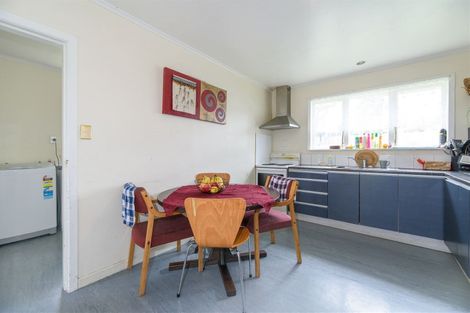 Photo of property in 12 Igloo Place, Red Hill, Papakura, 2110