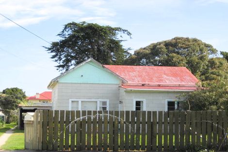 Photo of property in 43 Gonville Avenue, Gonville, Whanganui, 4501