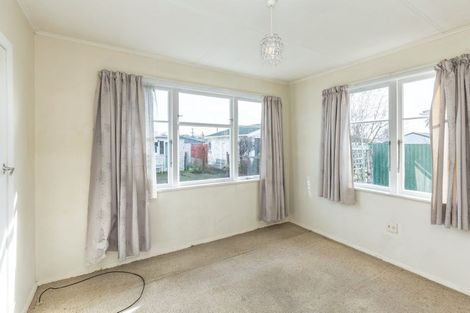 Photo of property in 9 Jones Place, Masterton, 5810